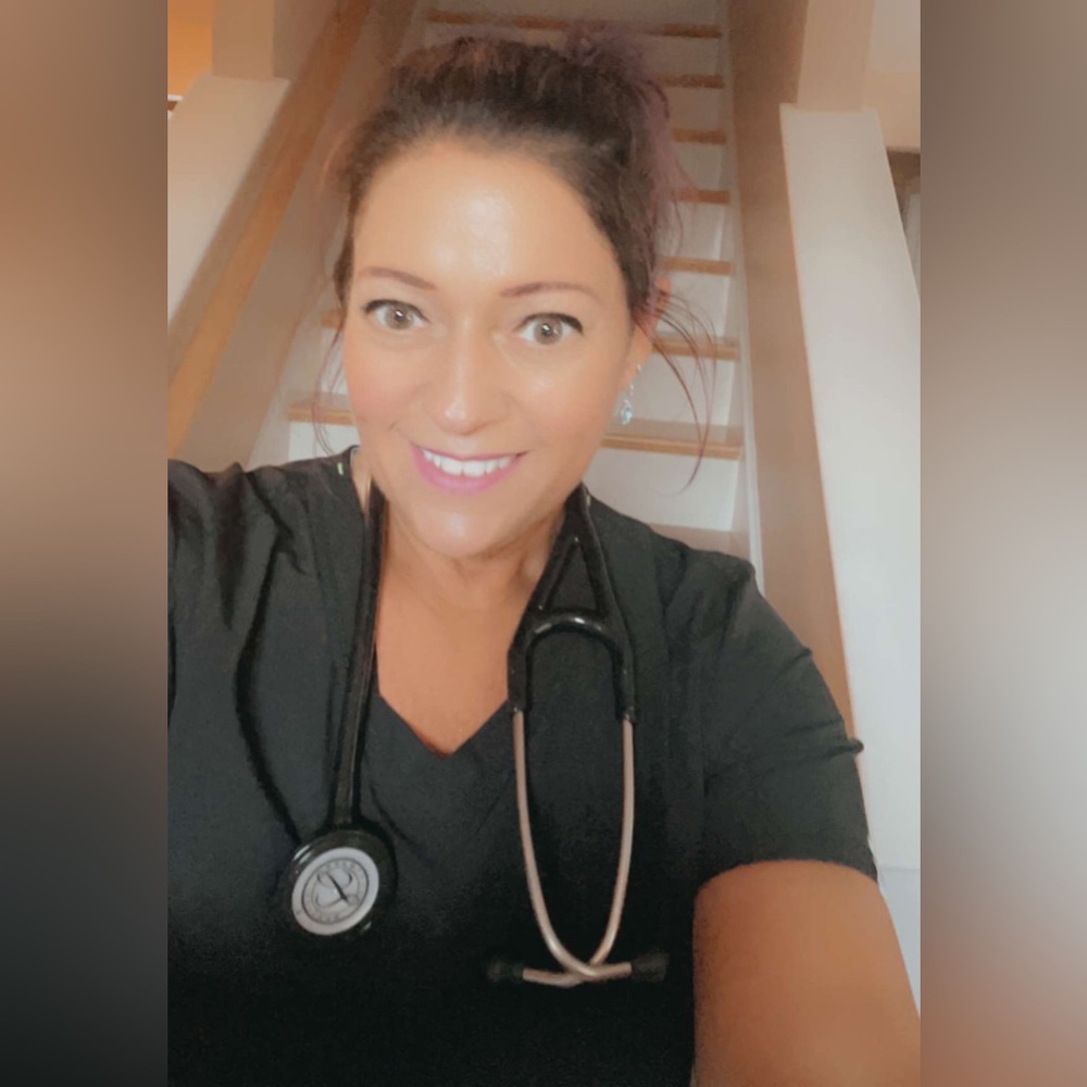 Meet your Posher, Stefanie!